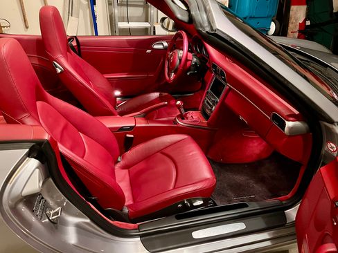 Used 2008 Porsche 911 Carrera S image 24