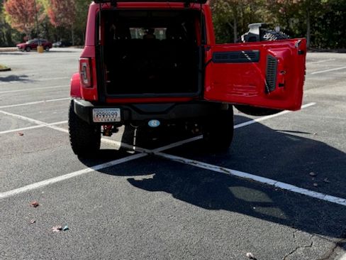 Used 2024 Ford Bronco Outer Banks w/ Sasquatch Package image 17