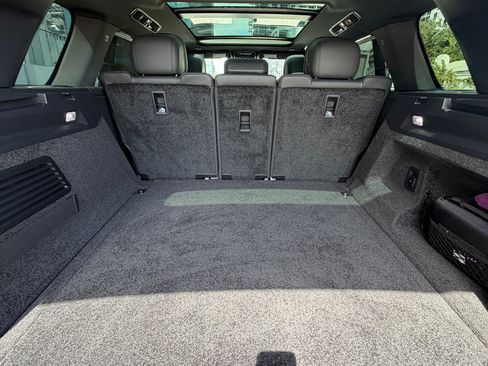 Used 2024 Land Rover Range Rover SE AWD/4WD image 21