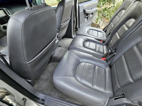 Used 2003 Ford Explorer XLT image 14
