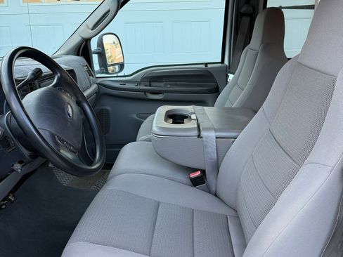 Used 2004 Ford F350 XLT AWD/4WD image 8