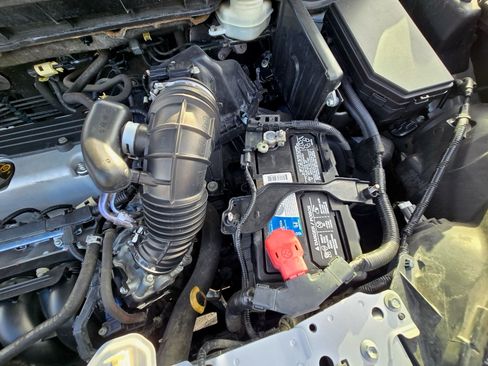 Used 2013 Honda CR-V LX image 12