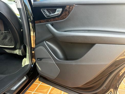 Used 2018 Audi Q7 3.0T Premium Plus AWD/4WD image 8