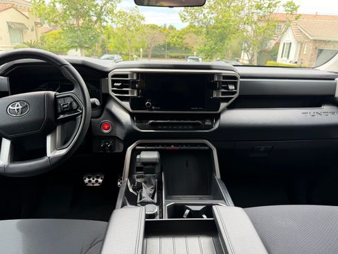 Used 2022 Toyota Tundra SR5 w/ TRD Off-Road Package AWD/4WD image 19