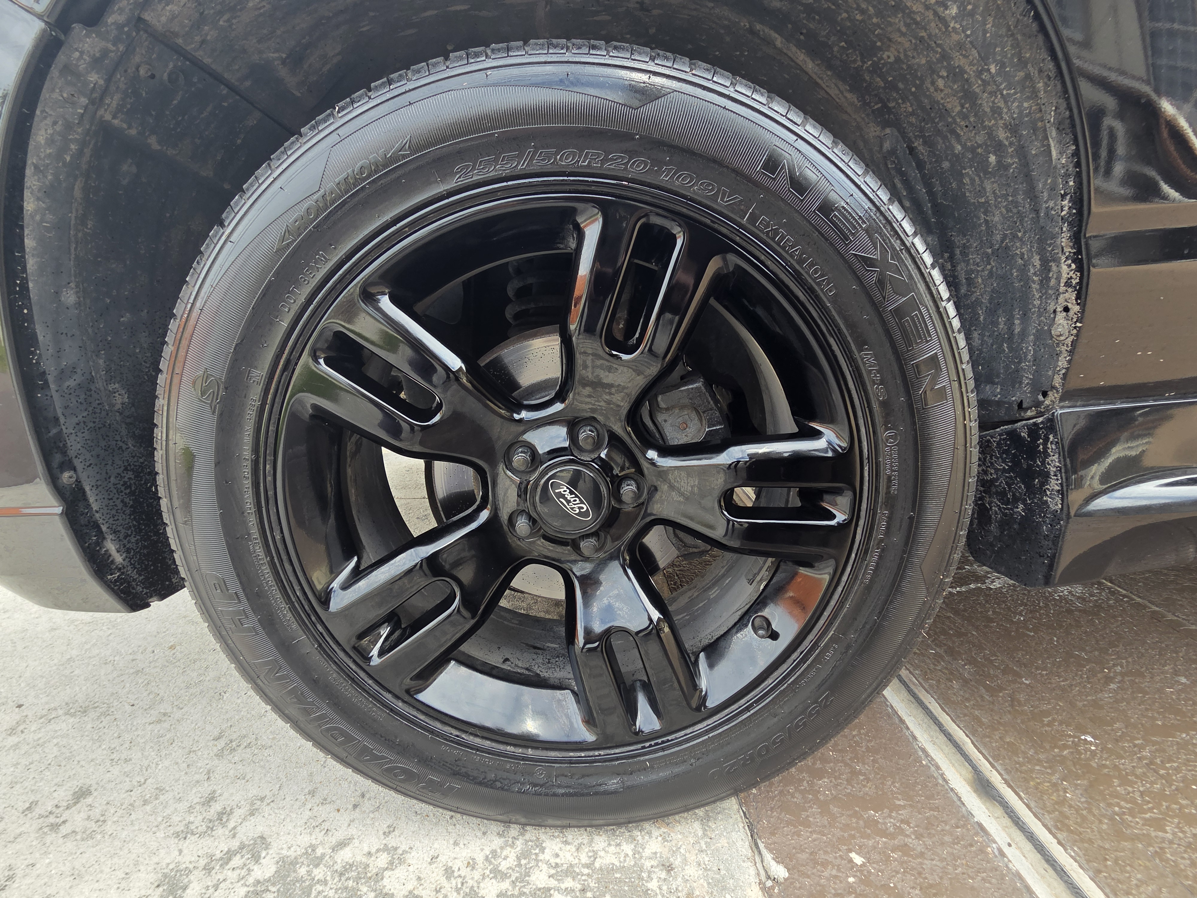 Used 2010 Ford Explorer Sport Trac Limited RWD image 15
