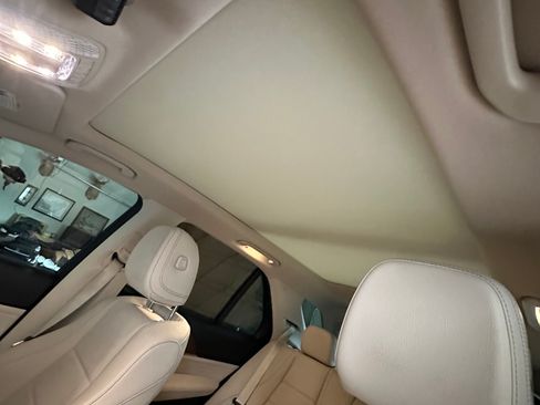 Used 2023 Mercedes-Benz GLE 350 4MATIC image 11