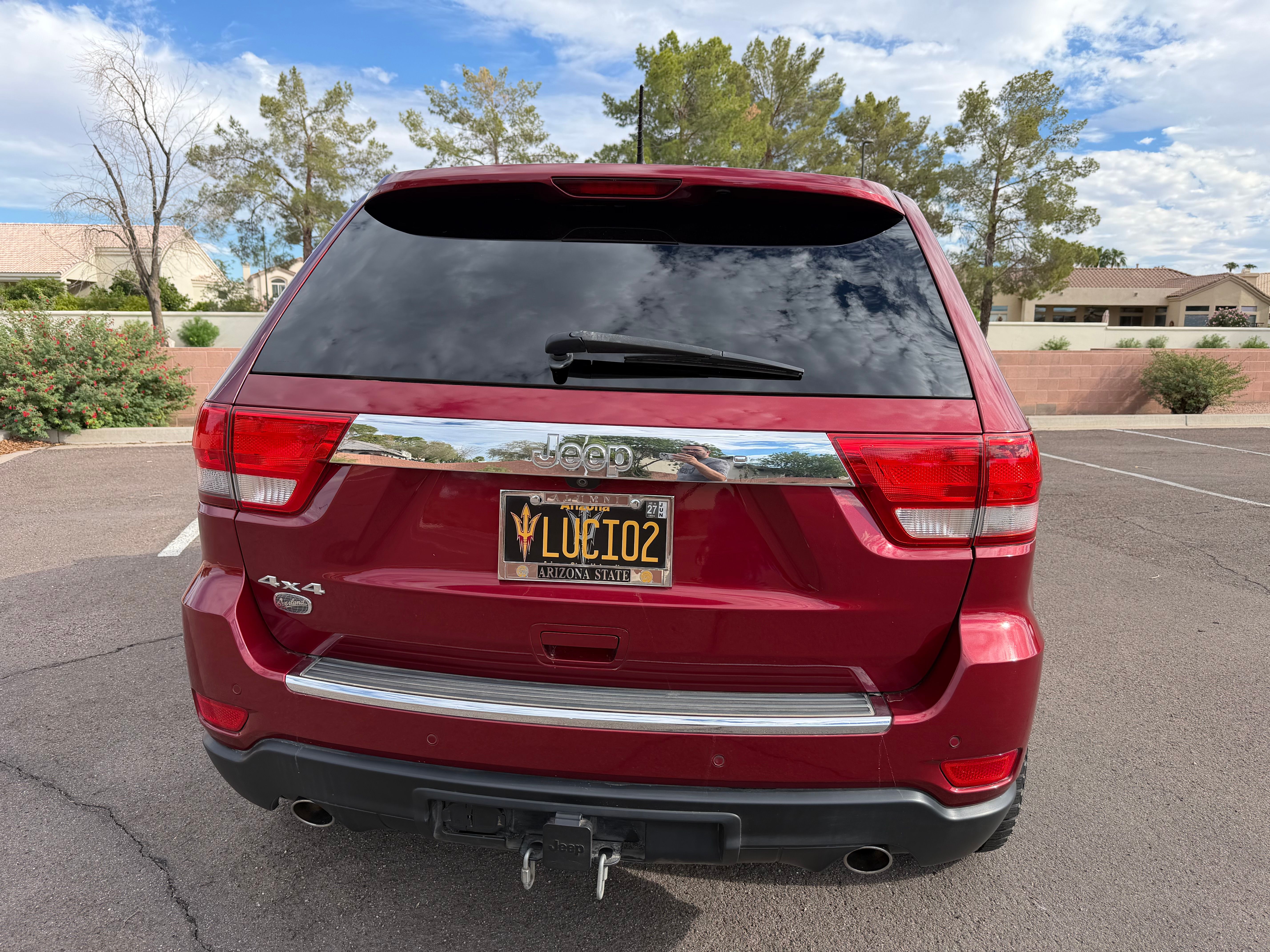 Used 2012 Jeep Grand Cherokee Overland AWD/4WD image 12