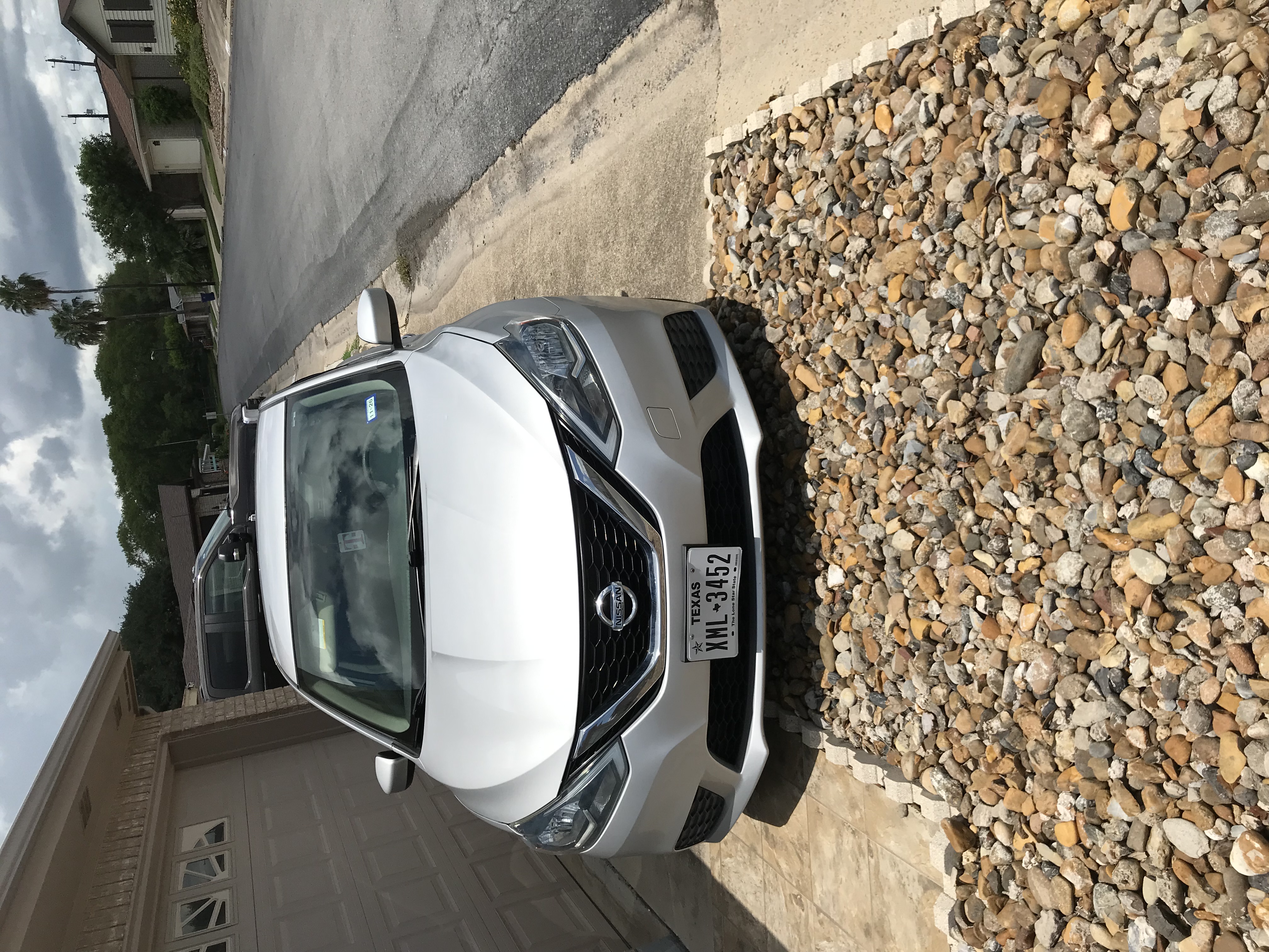 Used 2016 Nissan Sentra SV FWD image 4
