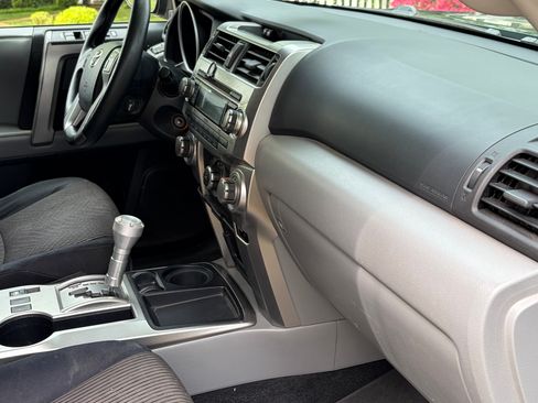 Used 2011 Toyota 4Runner SR5 image 8