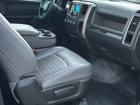Used 2017 RAM 1500 Tradesman RWD image 21