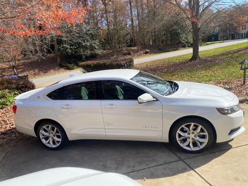 Used 2017 Chevrolet Impala LT w/ Leather Package image 5