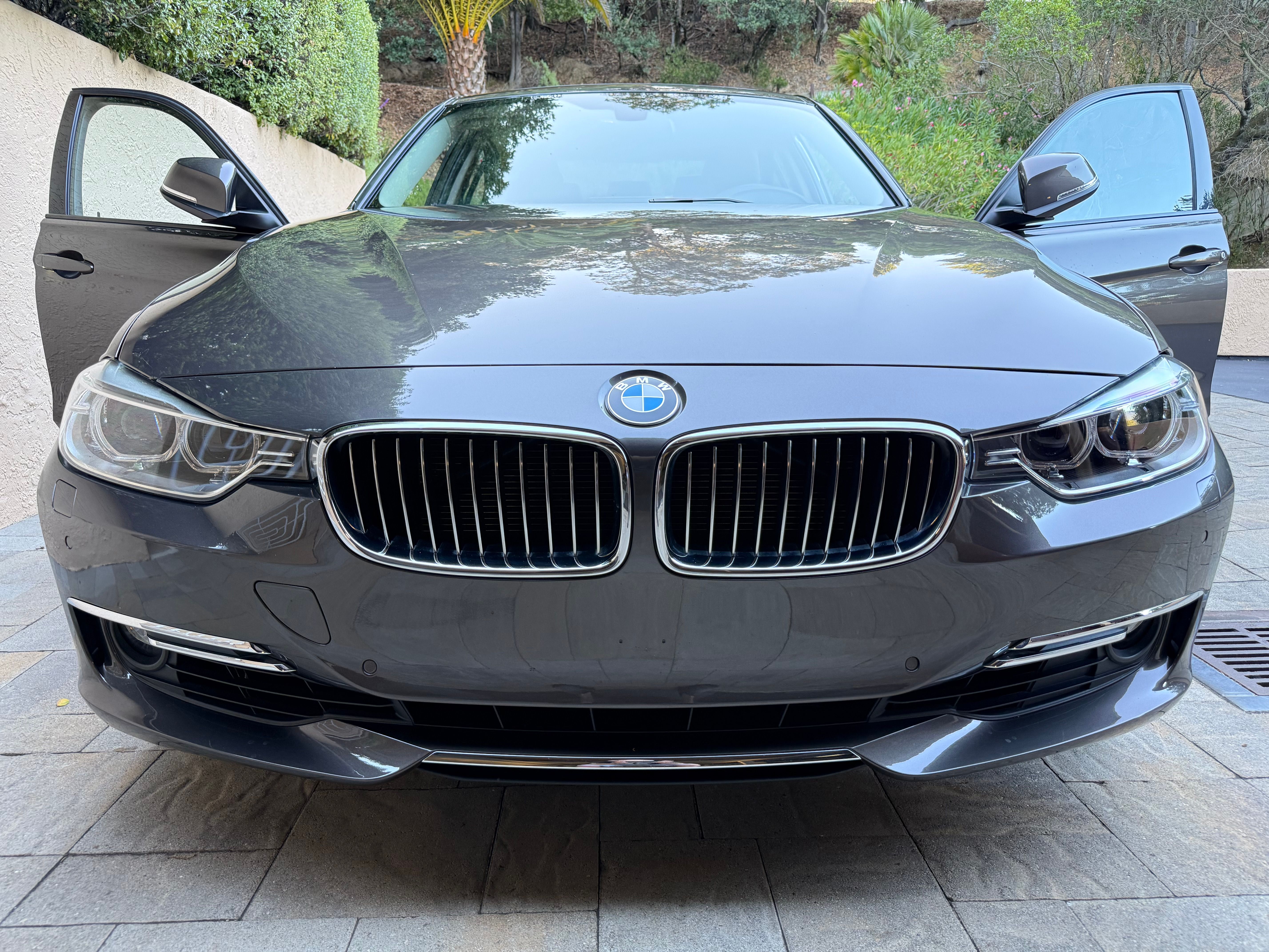 Used 2015 BMW 335i xDrive Sedan AWD/4WD image 11
