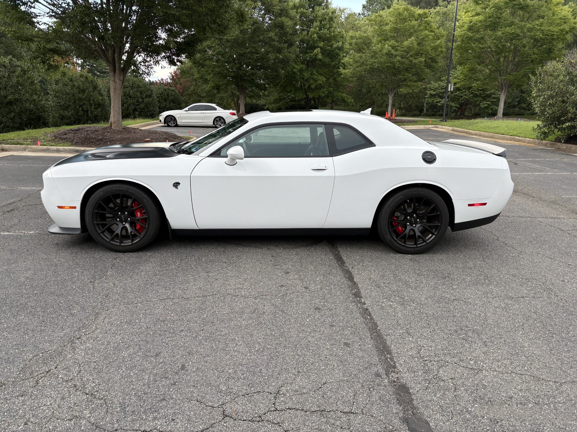 Used 2016 Dodge Challenger SRT Hellcat RWD image 5