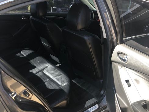 Used 2011 Nissan Altima 2.5 SL w/ 2.5SL Pkg image 19