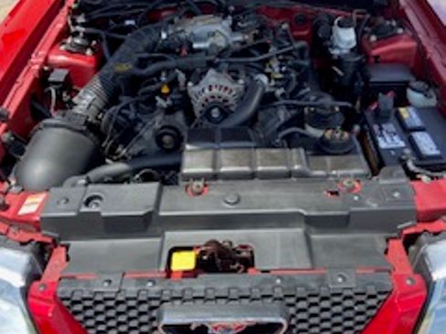 Used 2000 Ford Mustang GT RWD image 12