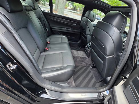 Used 2009 BMW 750Li image 5
