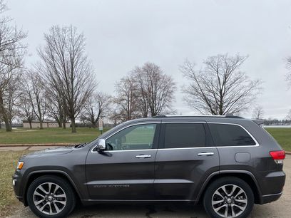 Used 2017 Jeep Grand Cherokee Overland