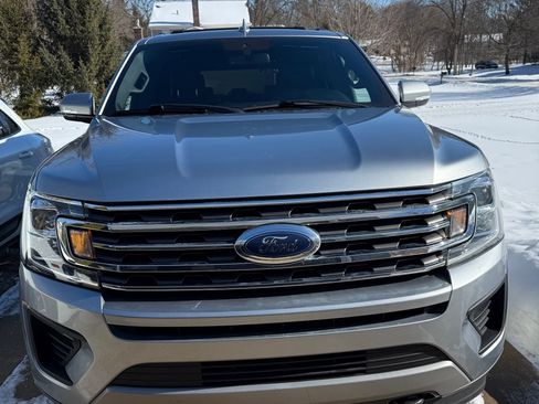 Used 2020 Ford Expedition XLT w/ Equipment Group 202A image 1