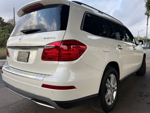 Used 2016 Mercedes-Benz GL 320 BlueTEC 4MATIC image 4