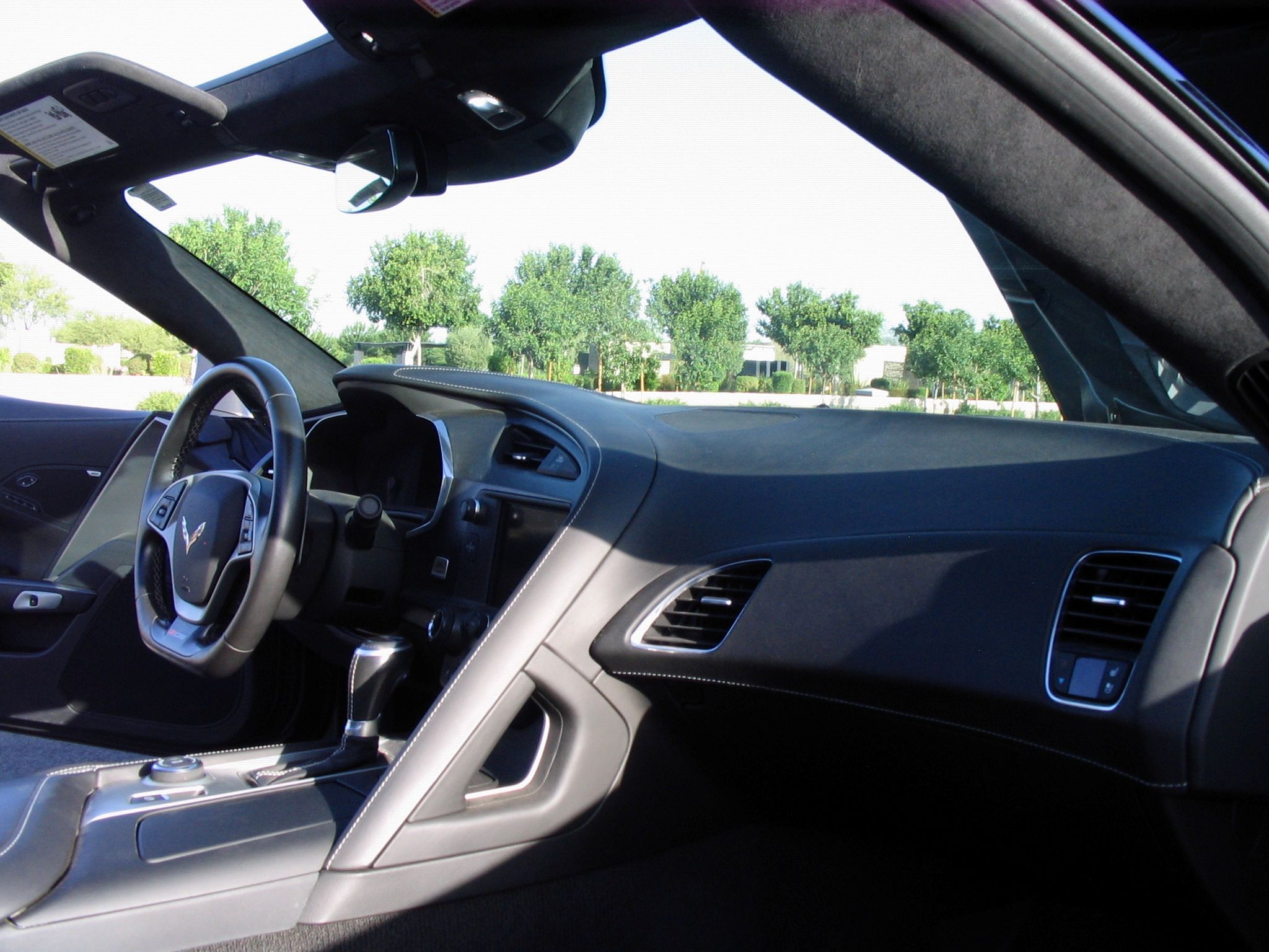 Used 2016 Chevrolet Corvette Z06 w/ 3LZ Preferred Equipment Group RWD image 15