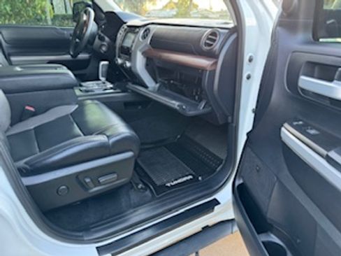 Used 2019 Toyota Tundra Limited image 13