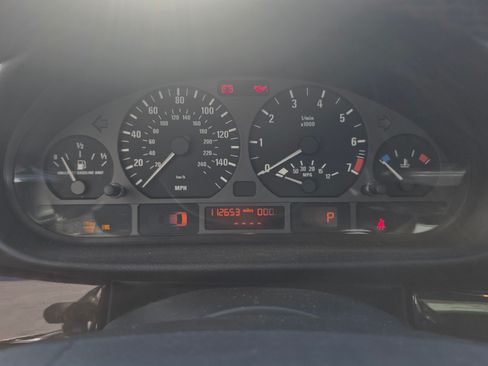 Used 2003 BMW 325i Sedan image 8