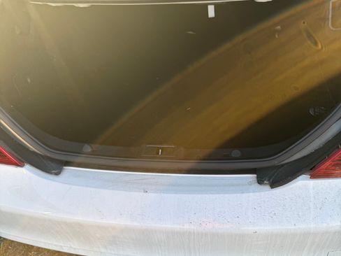 Used 2008 Mercedes-Benz CLS 550 image 8