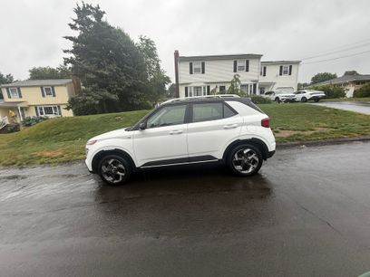 Used 2025 Hyundai Venue Limited