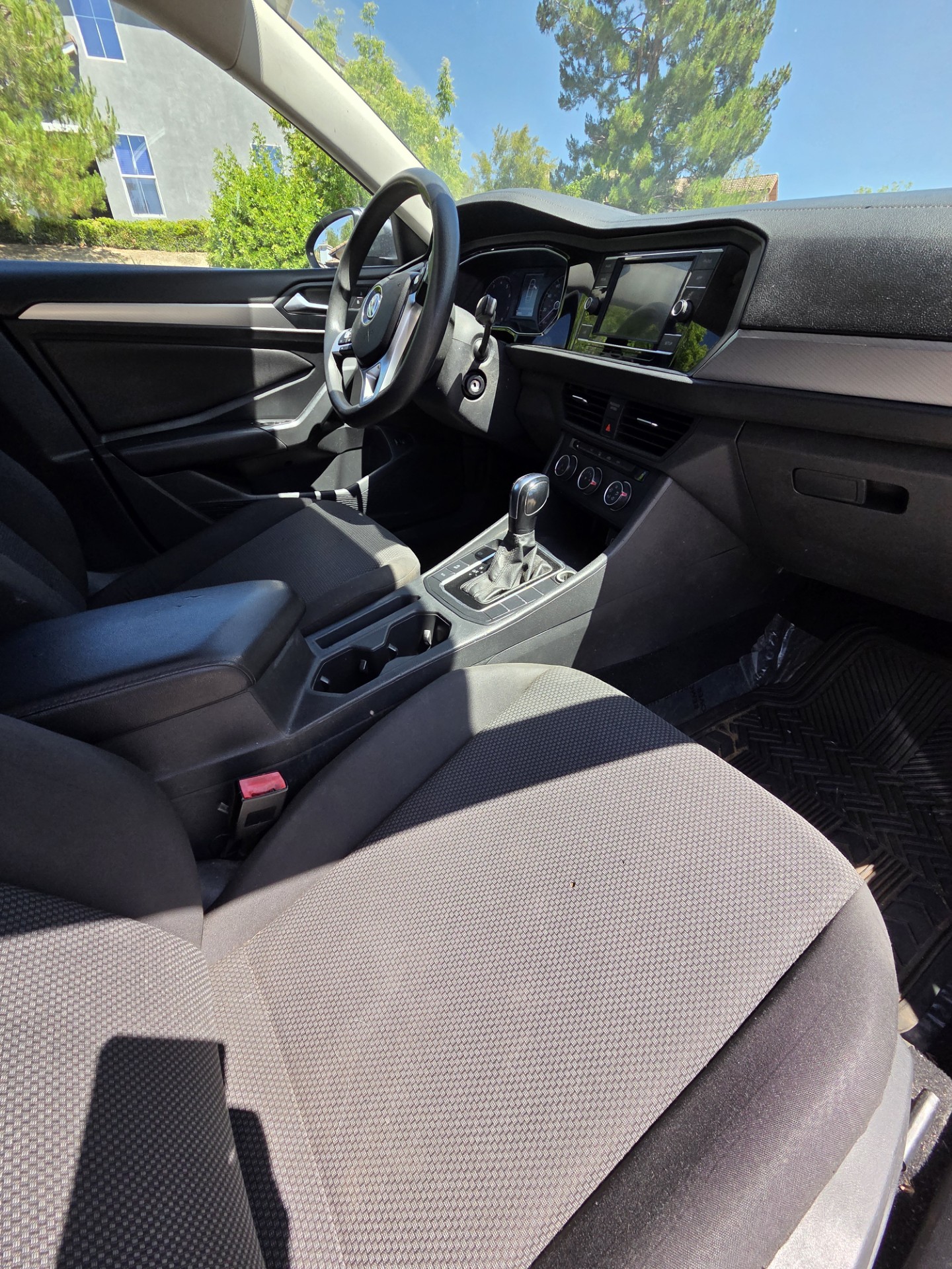 Used 2019 Volkswagen Jetta S w/ Driver Assistance Package FWD image 18
