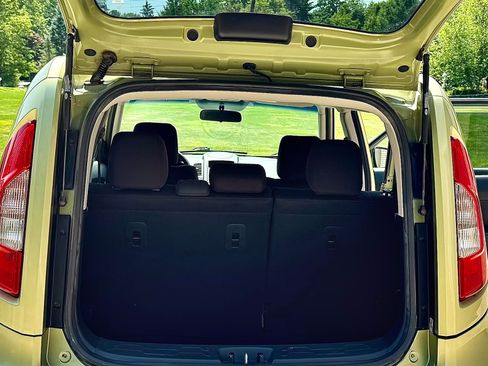 Used 2012 Kia Soul FWD image 10