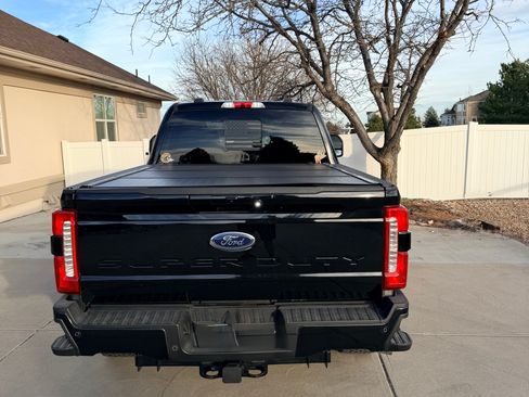 Used 2023 Ford F250 Lariat w/ Lariat Ultimate Package image 5