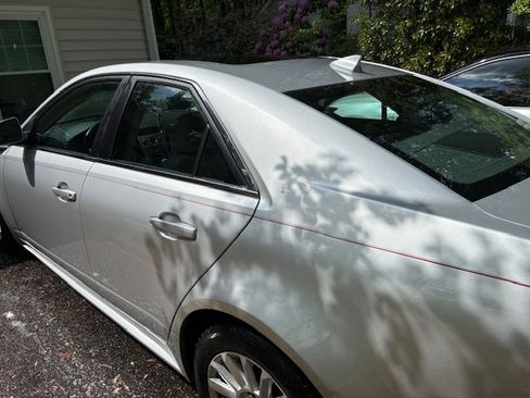 Used 2011 Cadillac CTS AWD Sedan image 9