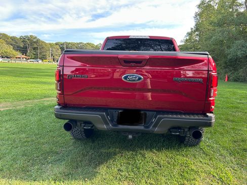 Used 2017 Ford F150 Raptor w/ Equipment Group 802A Luxury image 5