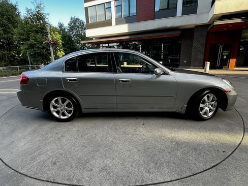 Used 2006 INFINITI G35 Sedan w/ (P03) Premium Pkg C RWD image 9