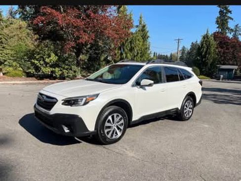 Used 2018 Subaru Outback 2.5i Limited AWD/4WD image 6
