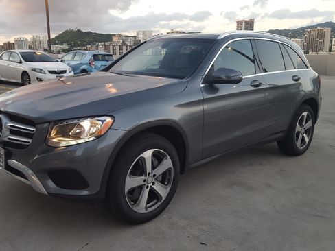 Used 2017 Mercedes-Benz GLC 300 image 6