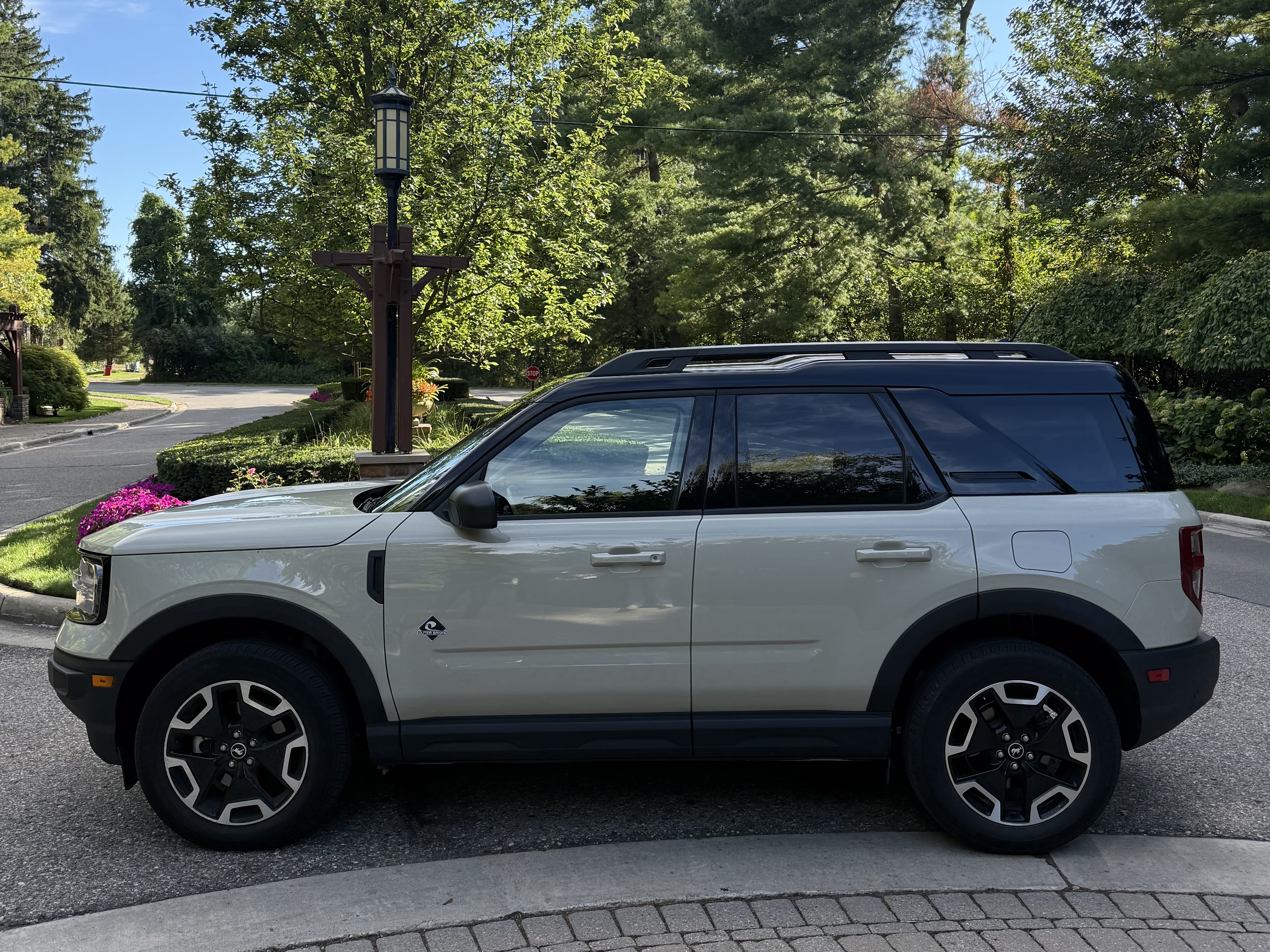 Used 2024 Ford Bronco Sport Outer Banks AWD/4WD image 12