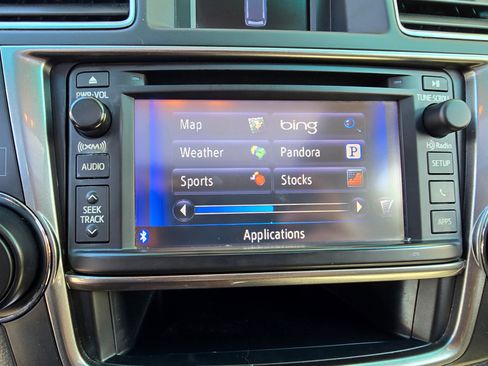 Used 2013 Toyota Highlander Limited image 22