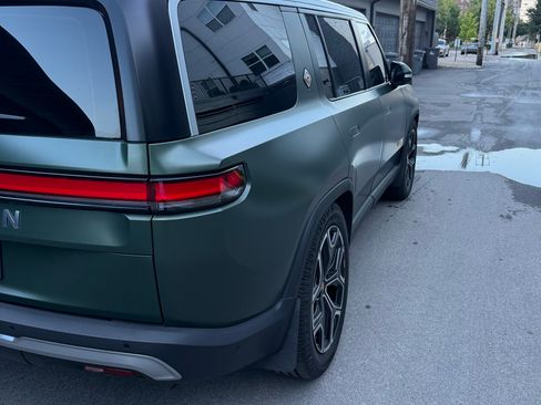 Used 2023 Rivian R1S Adventure Quad AWD/4WD image 1