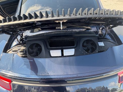 Used 2018 Porsche 911 GT3 RS image 19