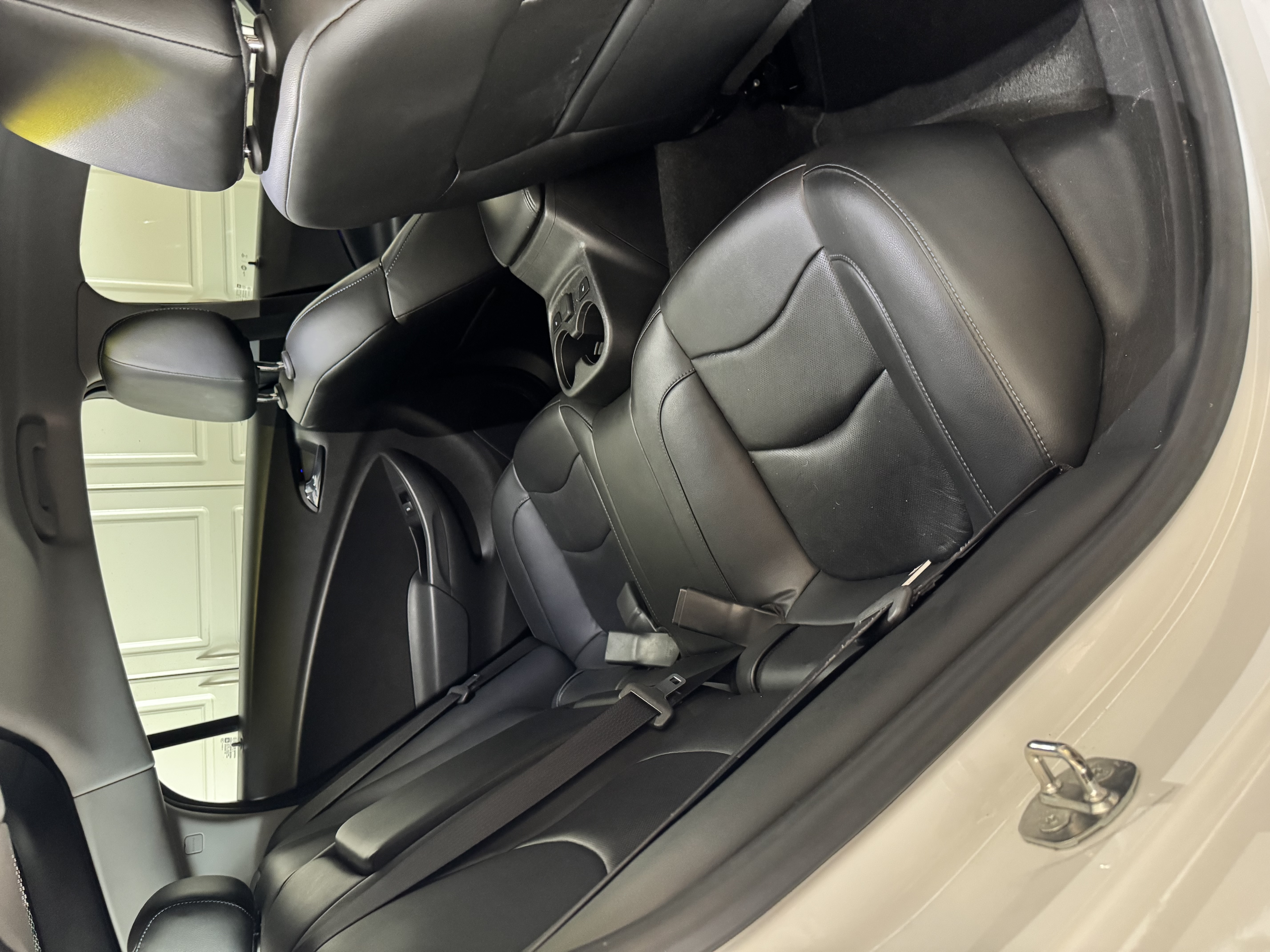 Used 2018 Chevrolet Volt Premier w/ Driver Confidence Package FWD image 13