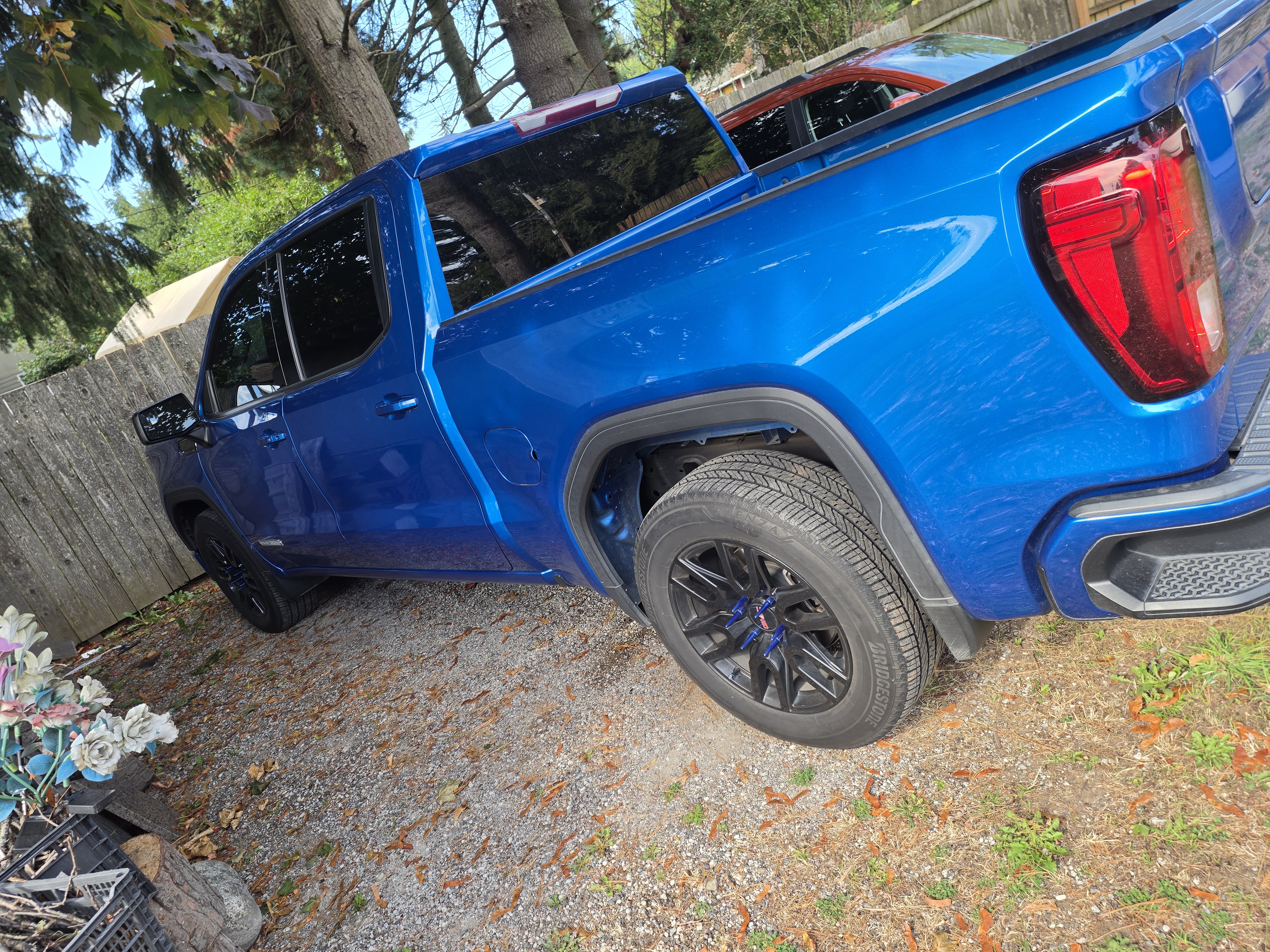 Used 2022 GMC Sierra 1500 Elevation RWD image 6