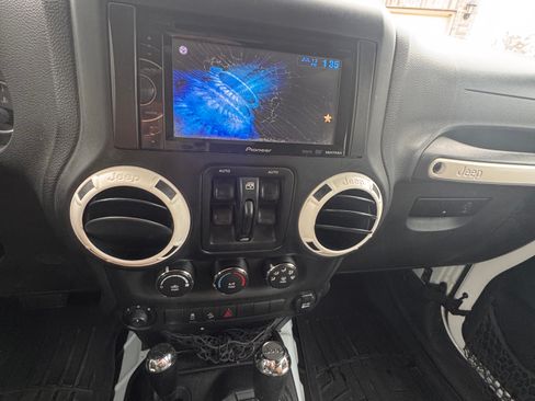Used 2012 Jeep Wrangler Unlimited Sport image 11