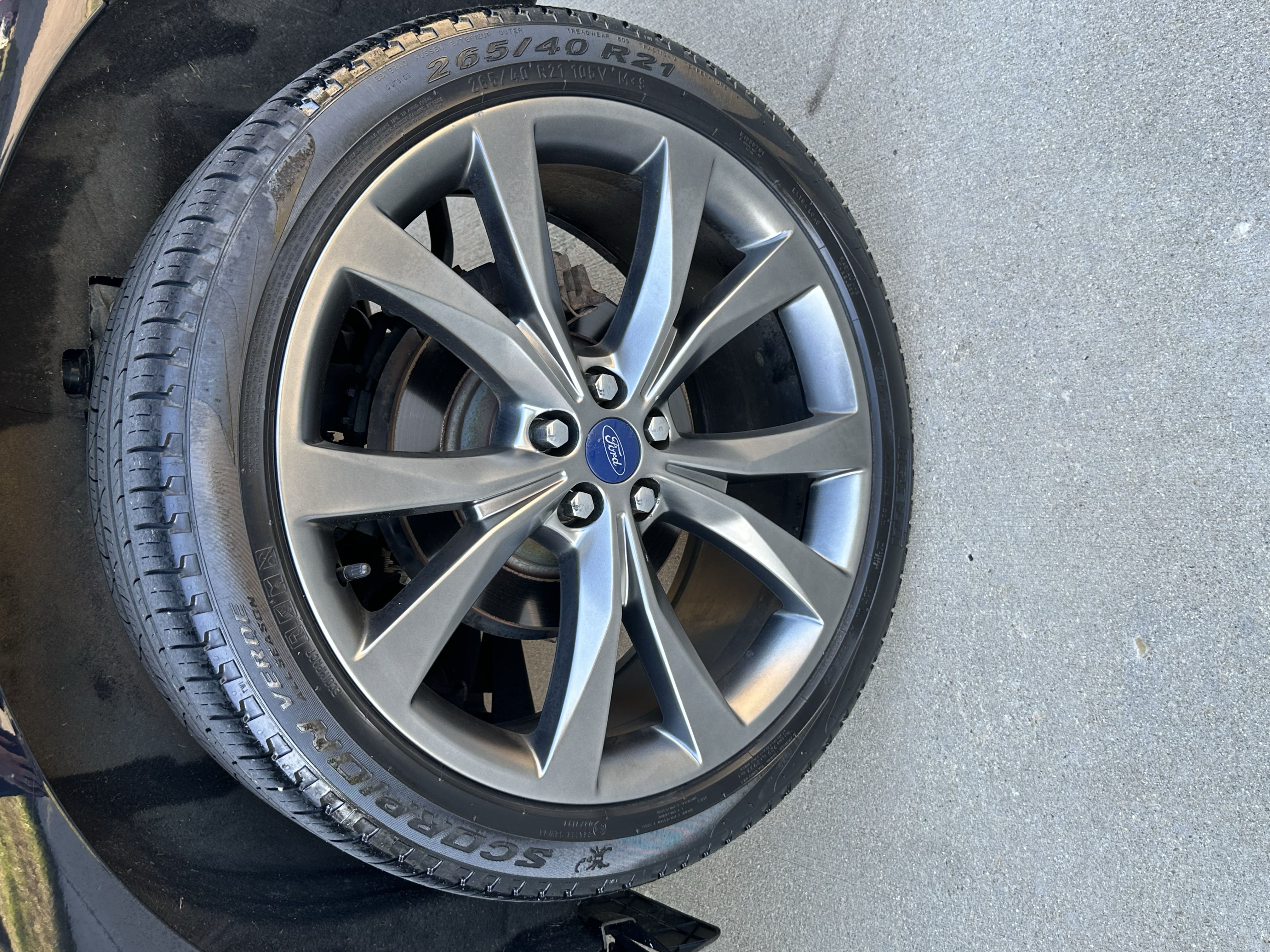Used 2018 Ford Edge Sport w/ Equipment Group 401A AWD/4WD image 10