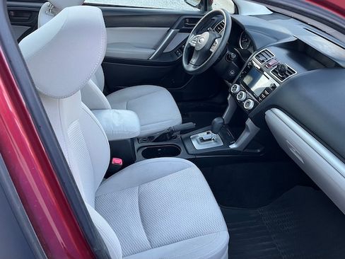 Used 2016 Subaru Forester 2.5i Premium w/ All-Weather Package image 15