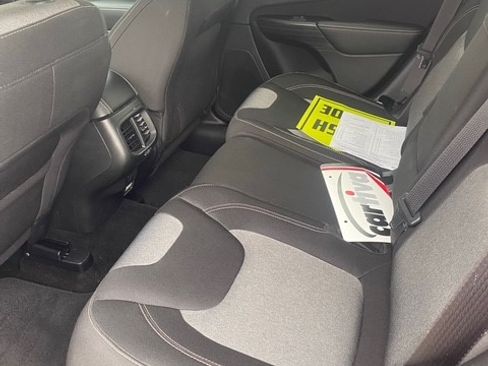 Used 2014 Jeep Cherokee Latitude image 12