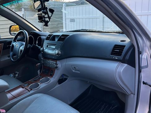 Used 2008 Toyota Highlander Limited image 16