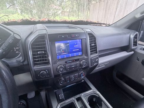 Used 2020 Ford F150 XLT w/ Equipment Group 302A Luxury image 12