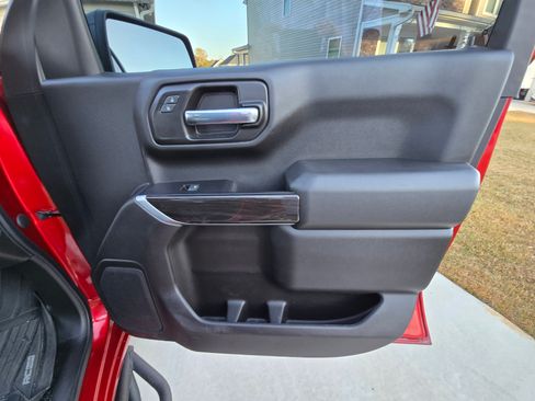 Used 2022 Chevrolet Silverado 1500 Custom w/ LPO, Dark Essentials Package image 17