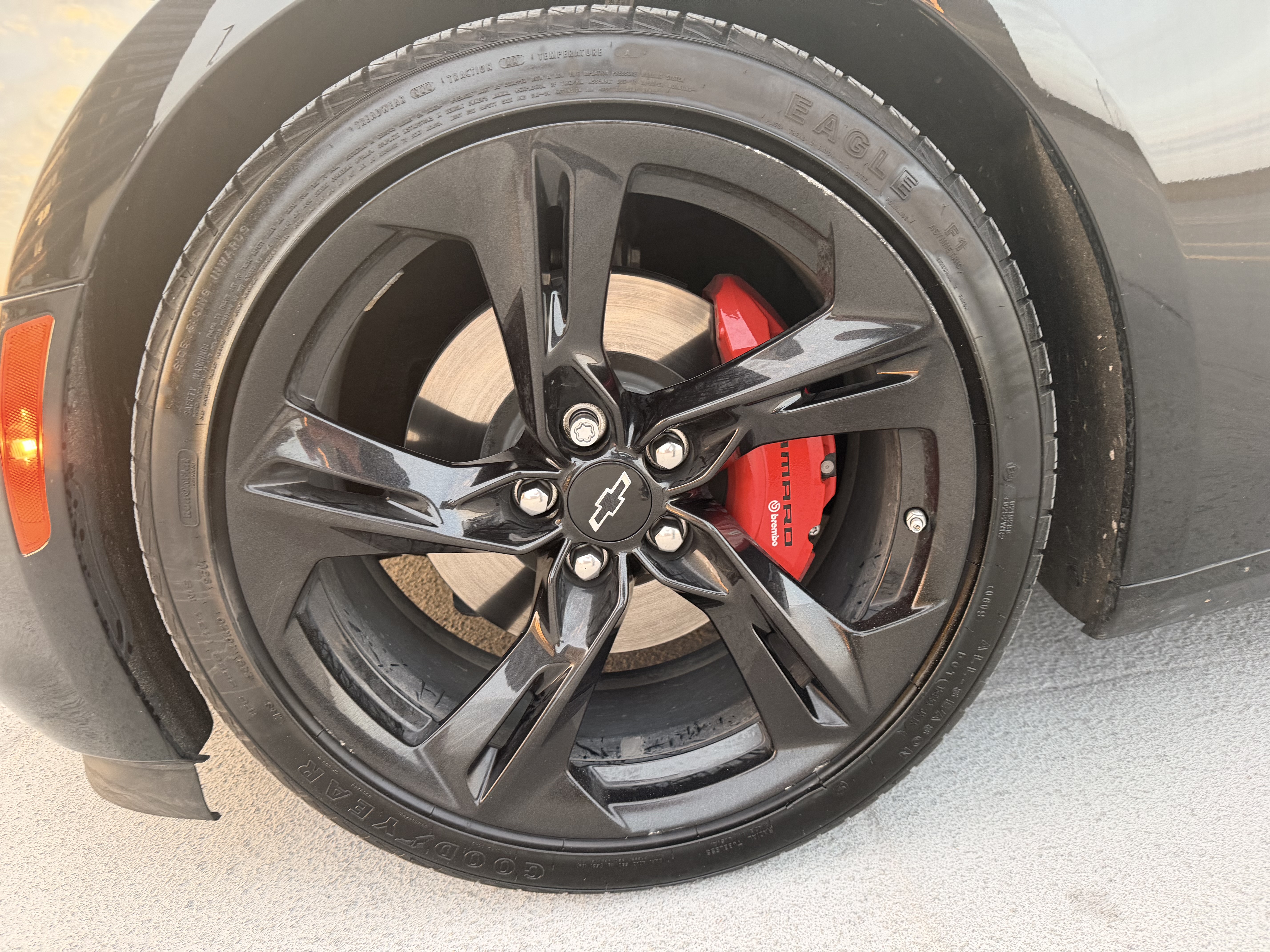 Used 2022 Chevrolet Camaro LT w/ RS Package RWD image 9